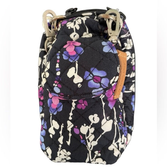 Donna Sharp Handbags - Donna Sharp Lanai Quilted Floral Cellphone Purse